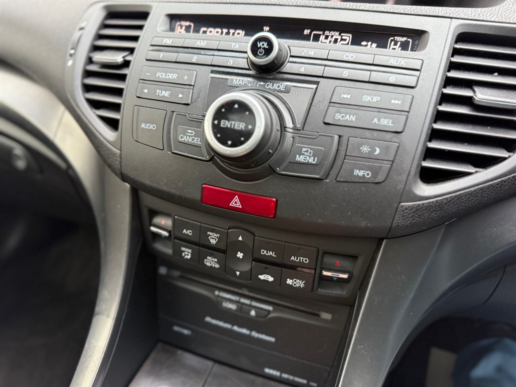 Used Honda Accord 2012 for sale - 77068126: Photo 26