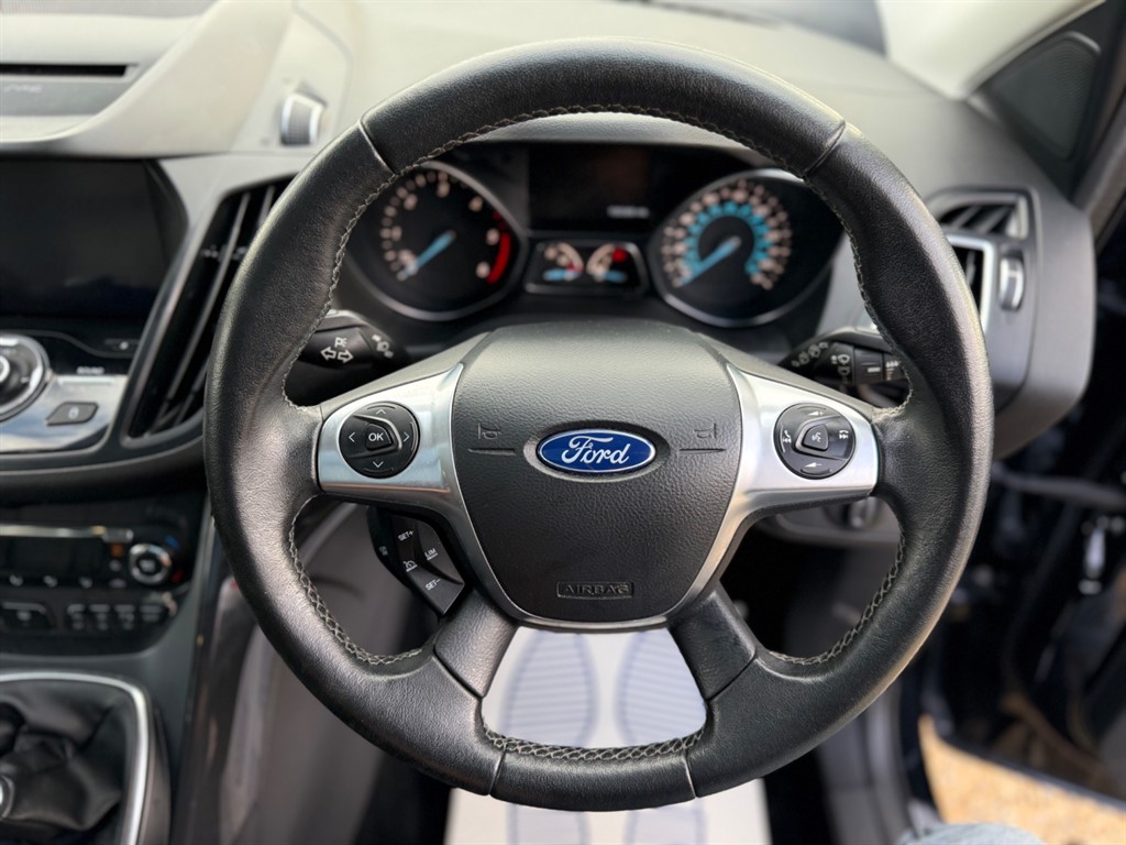 Used Ford Kuga 2015 for sale - 77691224: Photo 17