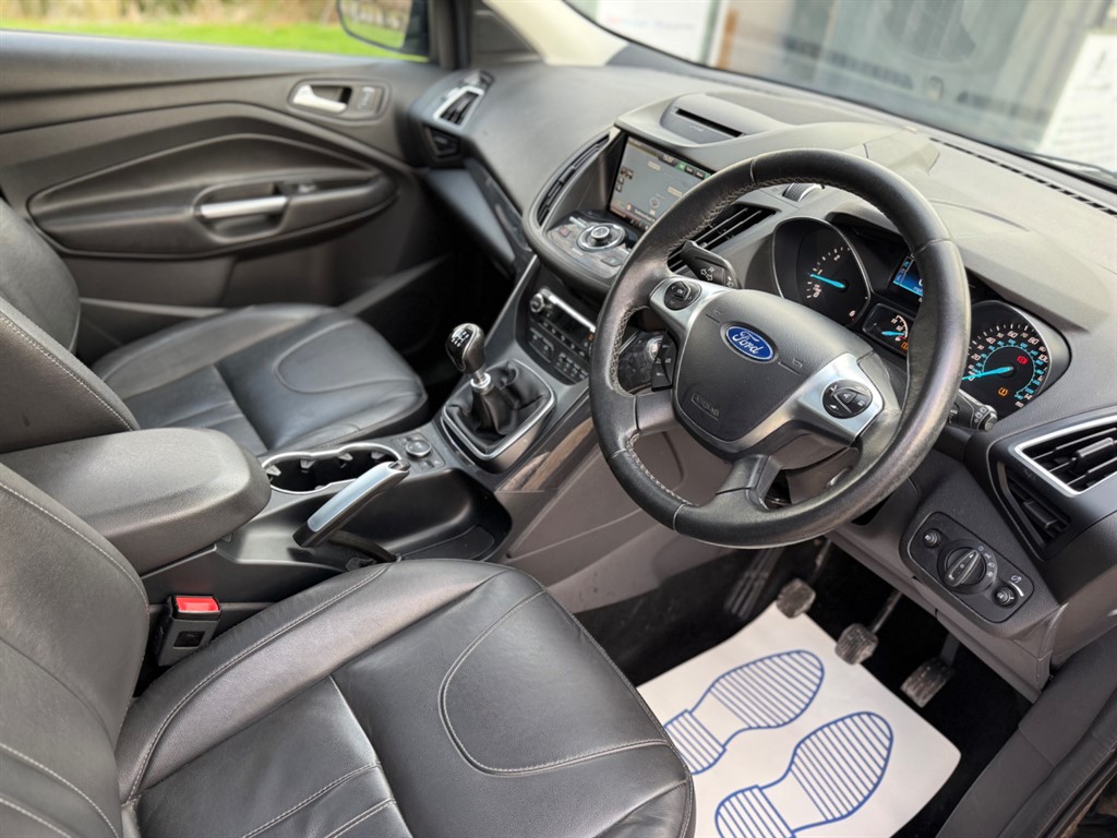 Used Ford Kuga 2015 for sale - 77691224: Photo 4