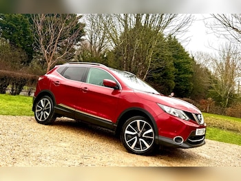 Used Nissan Qashqai 2017 for sale - 77614880: Photo