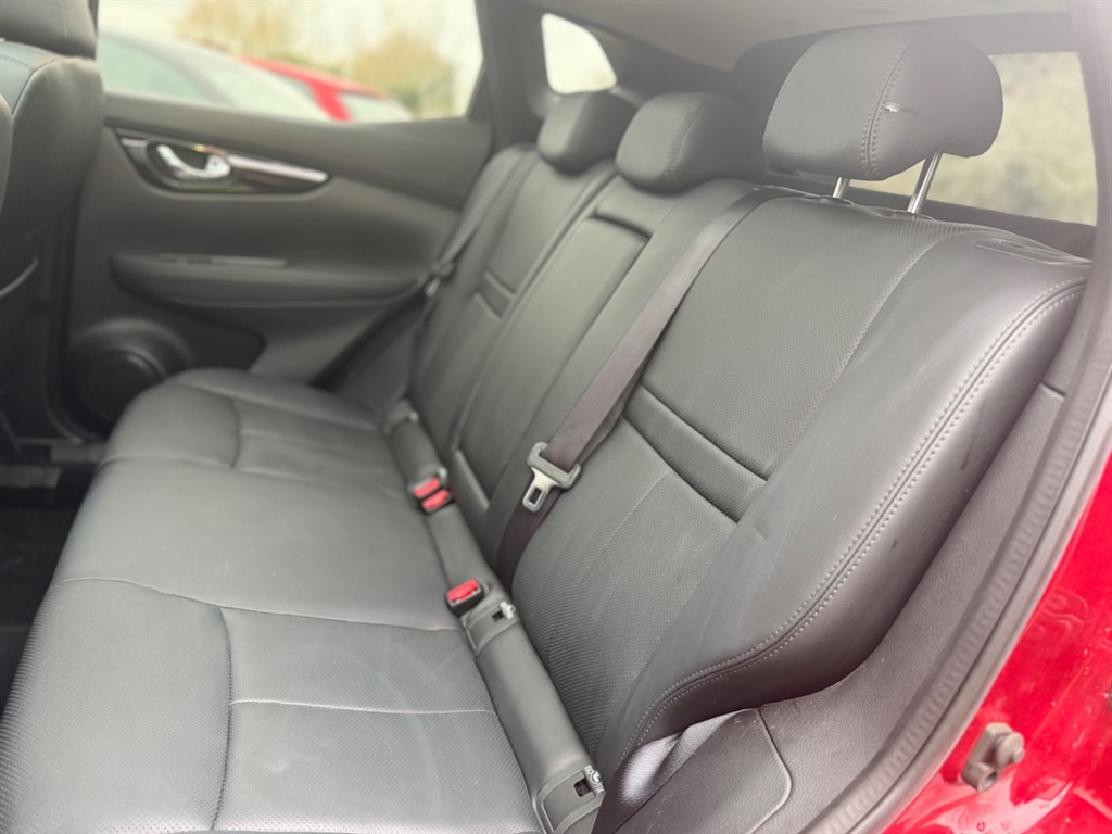 Used Nissan Qashqai 2017 for sale - 77614880: Photo 9