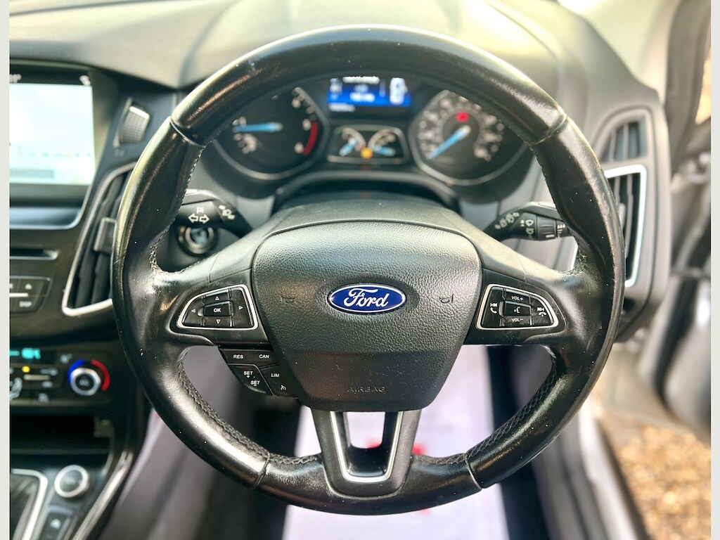 Used Ford Focus 2018 for sale - 76438271: Photo 19