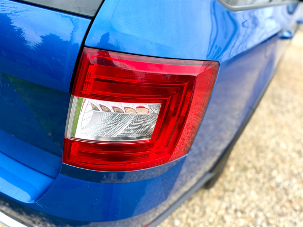 Used Skoda Octavia 2015 for sale - 77877943: Photo 12