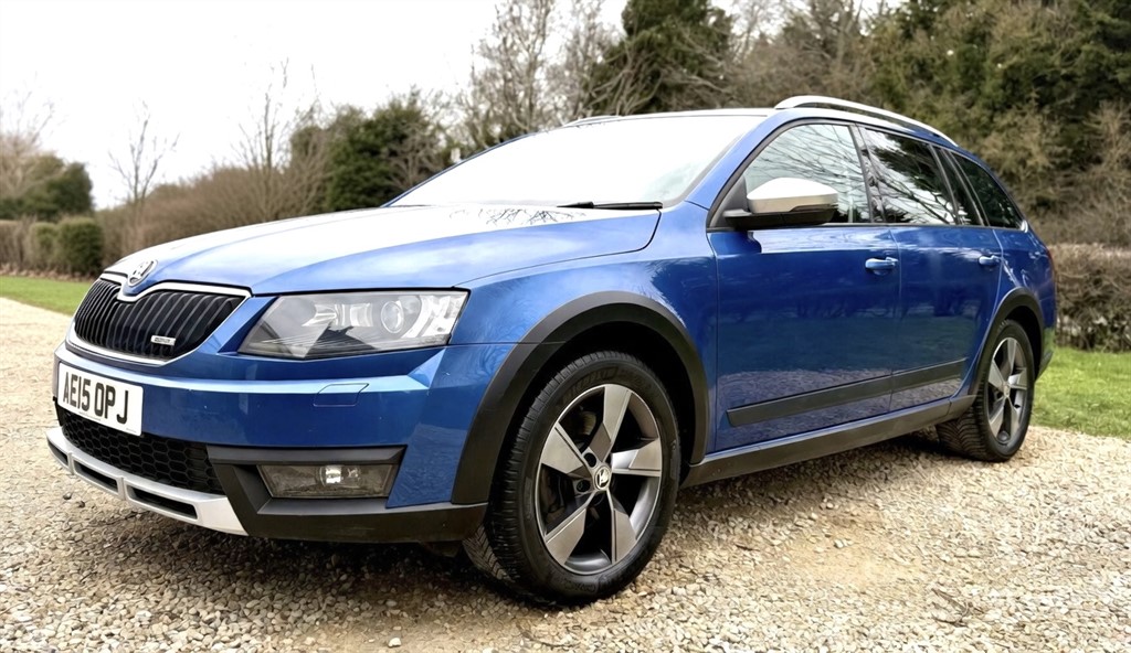 Used Skoda Octavia 2015 for sale - 77877943: Photo 2