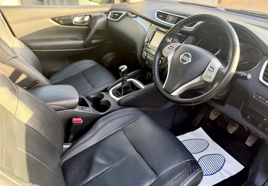 Used Nissan Qashqai 2015 for sale - 78172879: Photo 3