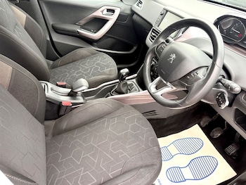 Used Peugeot 2008 2015 for sale - 78774012: Photo