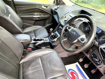 Used Ford Kuga 2015 for sale - 75249664: Photo