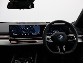 Used BMW i5 2025 for sale - 76981606: Photo