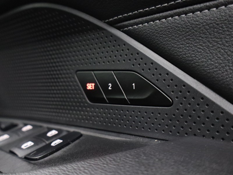 Used BMW i4 2025 for sale - 76982216: Photo 25