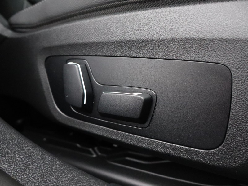 Used BMW i4 2025 for sale - 76982216: Photo 35