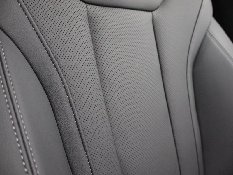 Used BMW i4 2025 for sale - 76982216: Photo 37