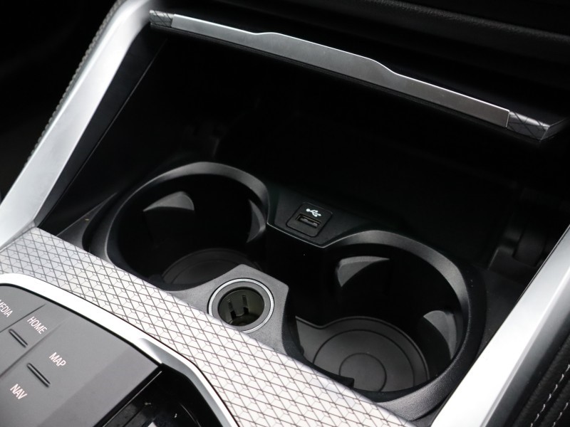 Used BMW i4 2025 for sale - 76982216: Photo 54