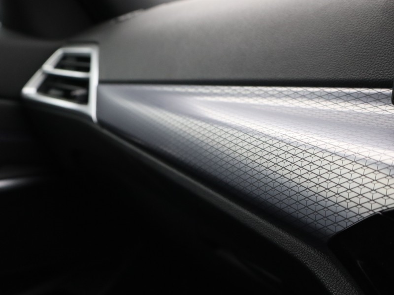 Used BMW 3 Series 2025 for sale - 77653300: Photo 50