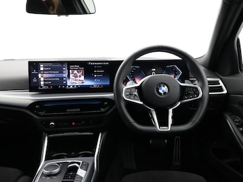 Used BMW 3 Series 2025 for sale - 77930987: Photo