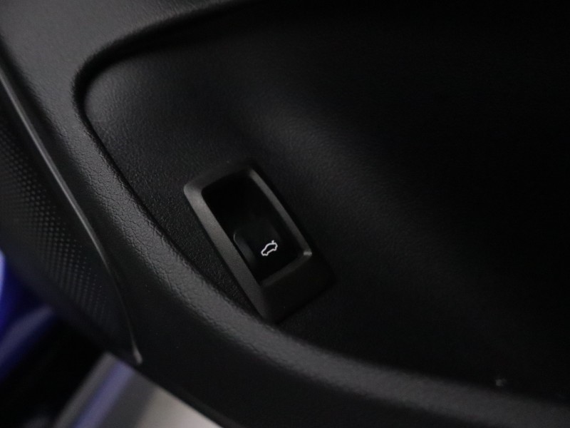 Used BMW i4 2025 for sale - 76980954: Photo 24