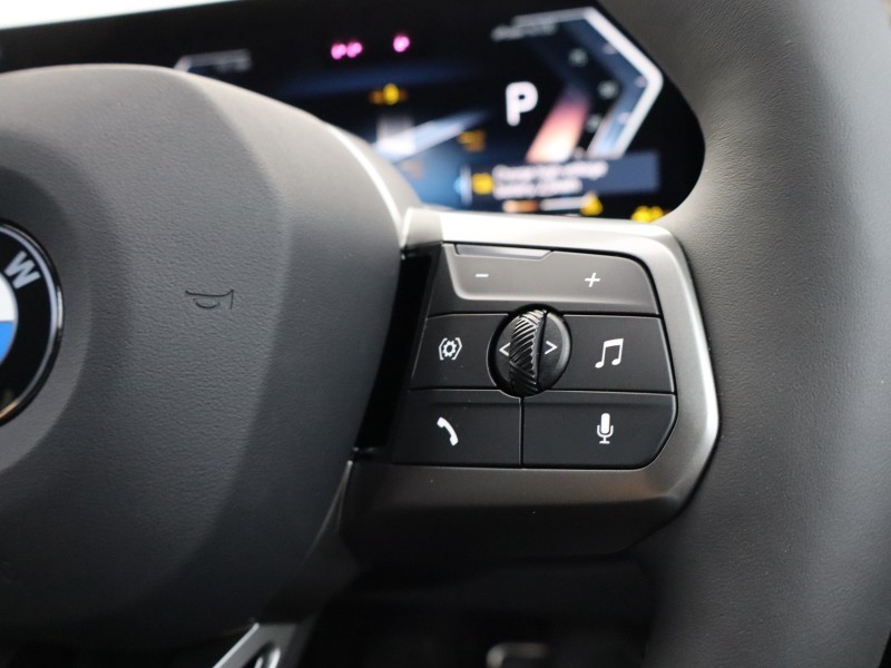 Used BMW iX 2025 for sale - 78028143: Photo 19