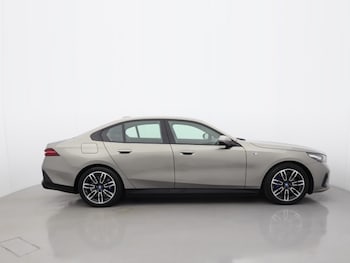 Used BMW i5 2024 for sale - 79087923: Photo