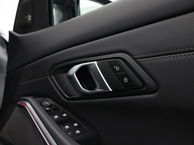 Used BMW 3 Series 2024 for sale - 76981052: Photo 24