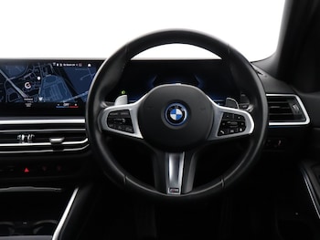 Used BMW 3 Series 2024 for sale - 77005511: Photo