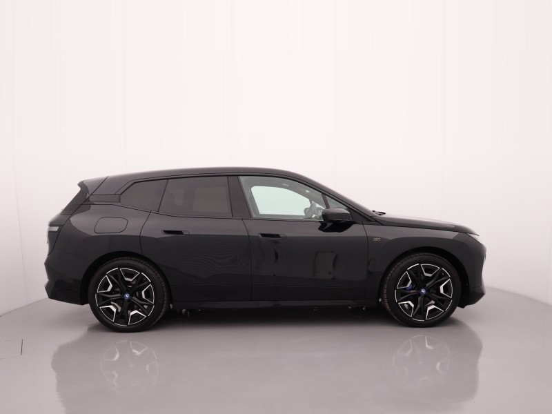 Used BMW iX 2022 for sale - 76981774: Photo 3