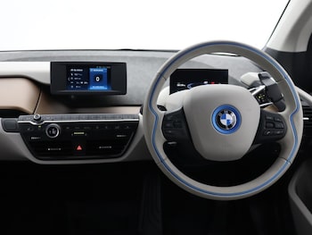 Used BMW i3 2022 for sale - 79512317: Photo