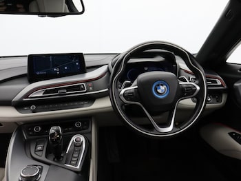 Used BMW i8 2017 for sale - 77934547: Photo