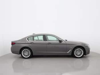 Used BMW 5 Series 2021 for sale - 79693101: Photo