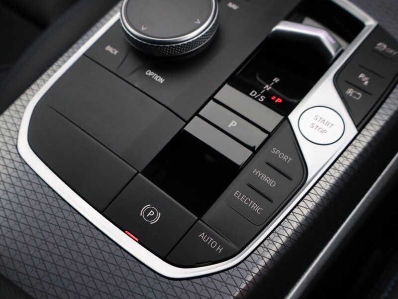 Used BMW 3 Series 2024 for sale - 77406459: Photo 24