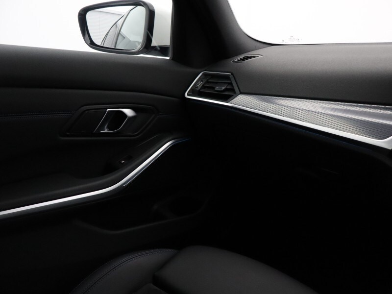 Used BMW 3 Series 2024 for sale - 77406459: Photo 50