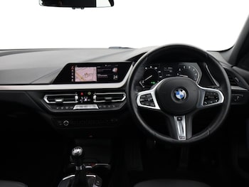 Used BMW 1 Series 2021 for sale - 76981876: Photo