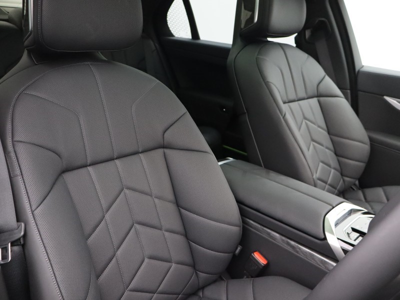 Used BMW i7 2025 for sale - 76981745: Photo 11