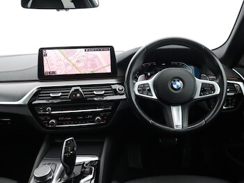 Used BMW 5 Series 2023 for sale - 77339578: Photo