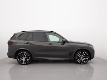 Used BMW X5 2023 for sale - 77607110: Photo