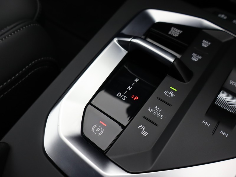 Used BMW 1 Series 2024 for sale - 76982138: Photo 21