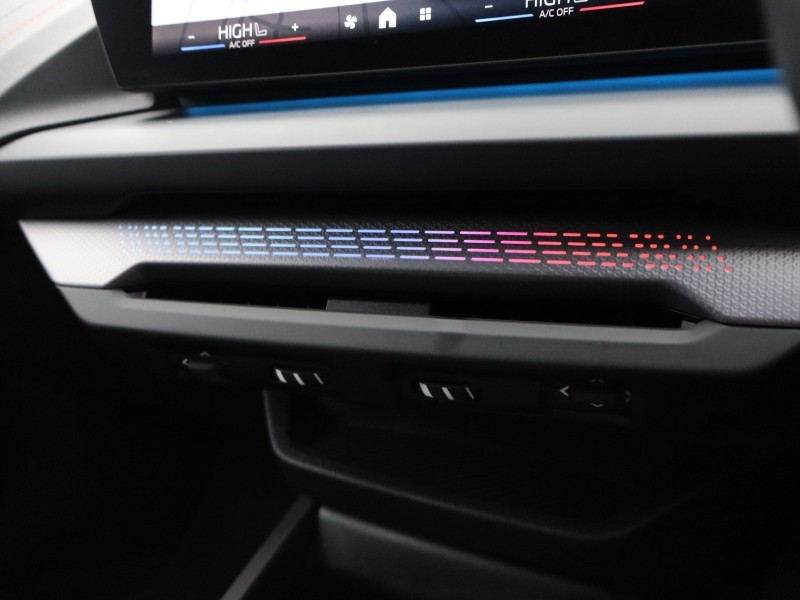 Used BMW 1 Series 2024 for sale - 76982138: Photo 53