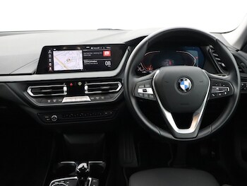 Used BMW 2 Series 2022 for sale - 78520061: Photo