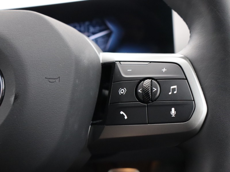 Used BMW iX 2025 for sale - 78042280: Photo 19