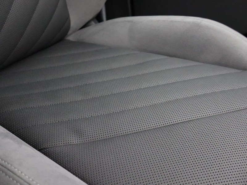 Used BMW iX 2025 for sale - 78042280: Photo 38