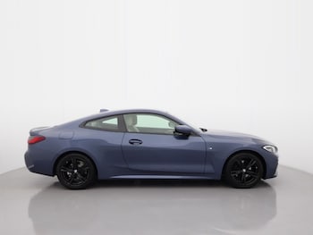 Used BMW 4 Series 2022 for sale - 76981576: Photo