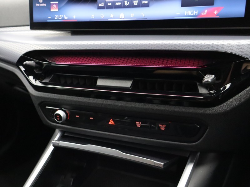 Used BMW 3 Series 2025 for sale - 76981012: Photo 32