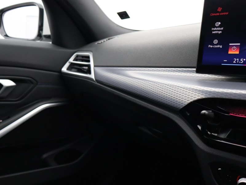 Used BMW 3 Series 2025 for sale - 76981012: Photo 51