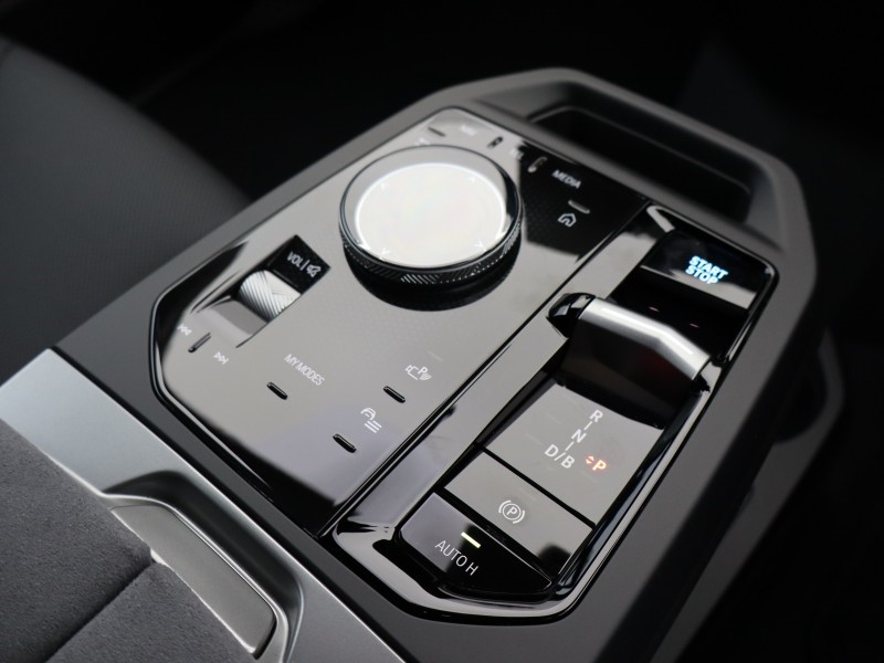 Used BMW iX 2025 for sale - 78165929: Photo 20