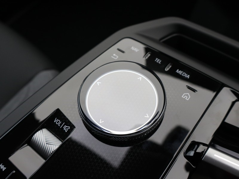 Used BMW iX 2025 for sale - 78165929: Photo 23