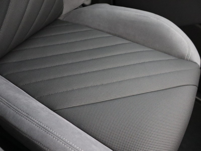 Used BMW iX 2025 for sale - 78165929: Photo 38