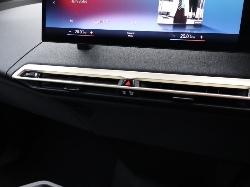 Used BMW iX 2022 for sale - 76980856: Photo 37