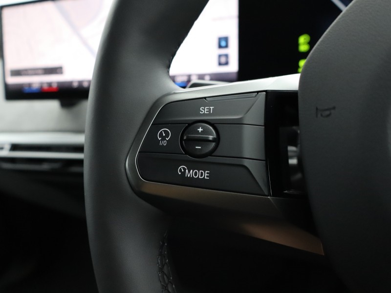 Used BMW iX 2025 for sale - 76982426: Photo 16