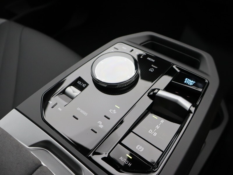 Used BMW iX 2025 for sale - 76982426: Photo 21