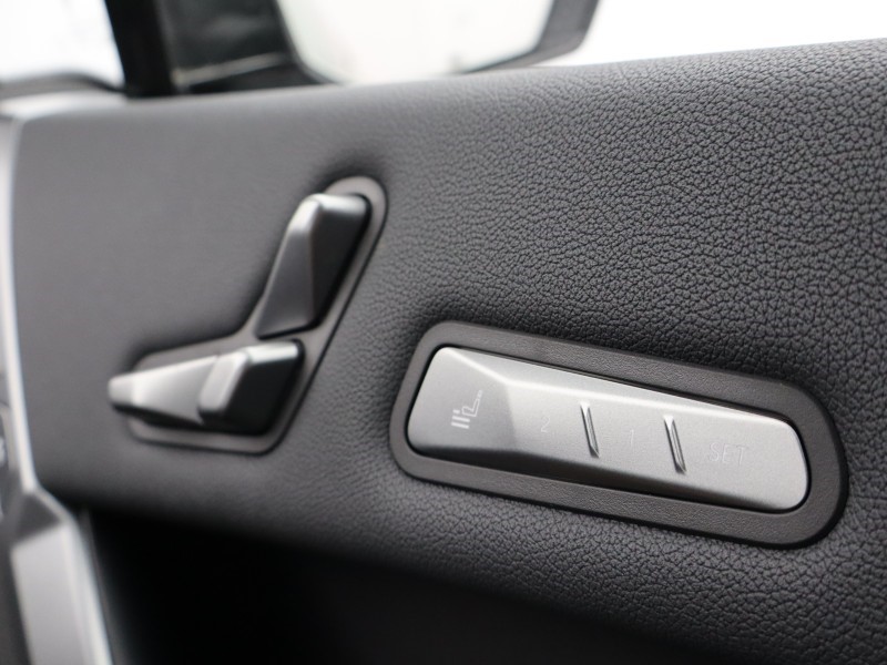 Used BMW iX 2025 for sale - 76982426: Photo 34