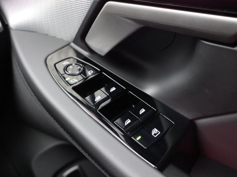 Used BMW 5 Series 2025 for sale - 77877745: Photo 30