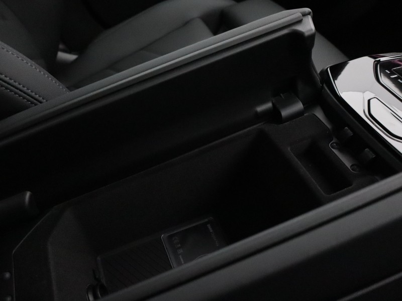 Used BMW 5 Series 2025 for sale - 77877745: Photo 47